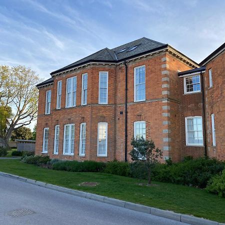 Chichester Luxury One Bed Apartment Extérieur photo